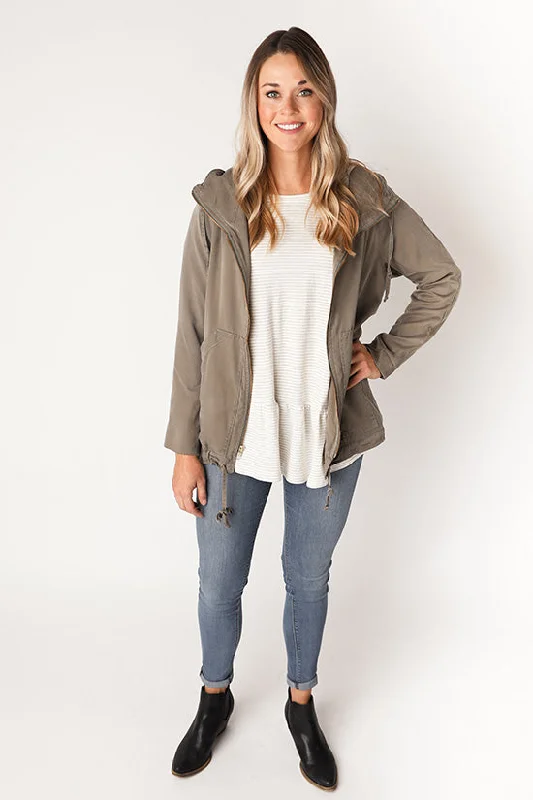 Chalk and Notch Joy Jacket