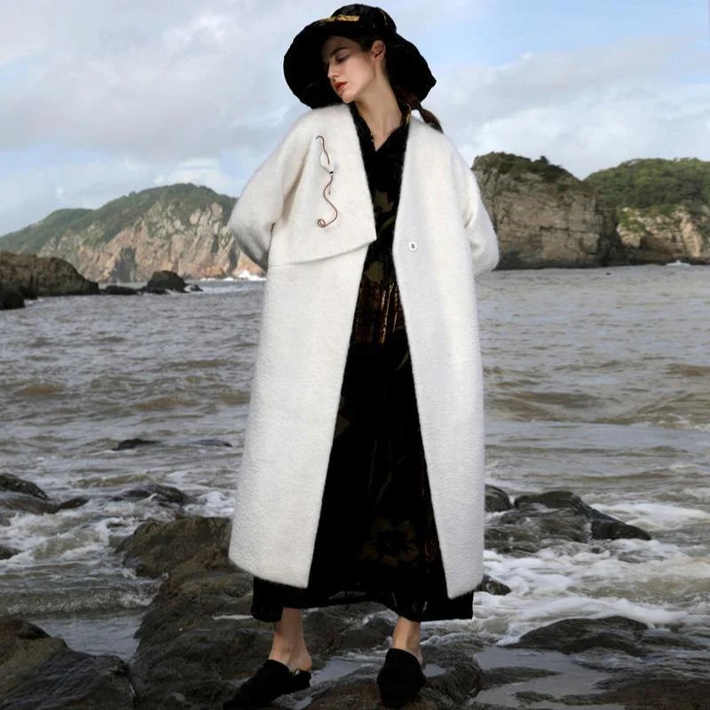 Luxury white Woolen Coats Women oversized long coat V neck pockets outwear