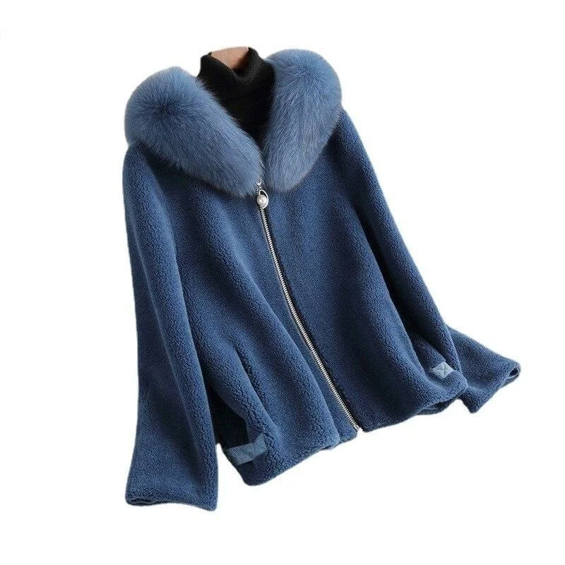 Winter Casual Women's Short Hooded Sheep Shearling Wool Fur Coats & Jackets