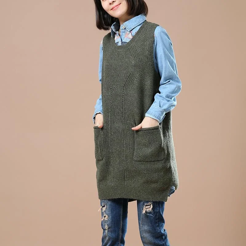 Woman deep gray sweater vest knitted coats