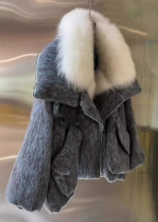 Women Grey Fur Collar Pockets Cotton Filled Coat Winter