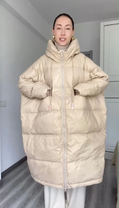 Featherlight Elegance: Spring Women's Duck Down Jacket in Generous Size