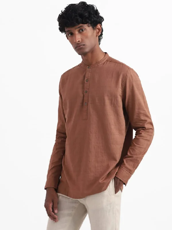 ETA Brown Solid Cotton Slim-Fit Shirt